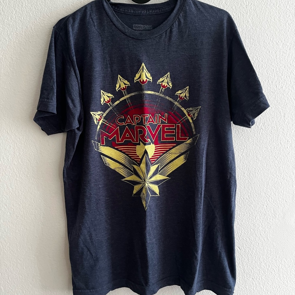 Captain Marvel Medium Marvel Studios shirt
